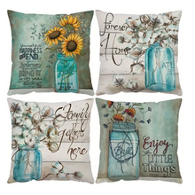 Carregar imagem no visualizador da galeria, Floral Embrace Cushion Cover
