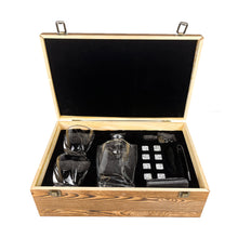 Carregar imagem no visualizador da galeria, Ozarké&#39;s Whiskey Decanter Set
