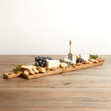 Carregar imagem no visualizador da galeria, All Friends - Serving Board
