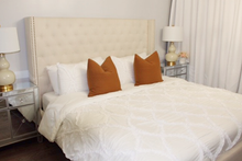 Carregar imagem no visualizador da galeria, Avon 3 Piece Comforter Set
