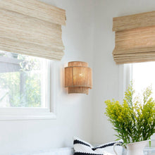 Carregar imagem no visualizador da galeria, 1-Light Farmhouse Rattan Wall Sconce Lighting
