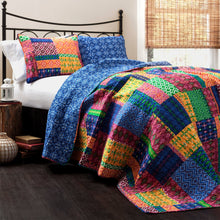 Cargar imagen en el visor de la galería, Misha 3 Piece Quilt Set
