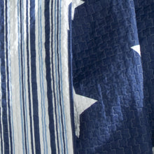 Cargar imagen en el visor de la galería, Star 2 Piece Quilt Set Twin Size
