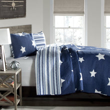 Load image into Gallery viewer, Star 2 Piece Quilt Set Twin Size
