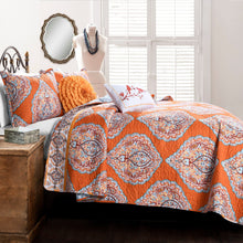 Carregar imagem no visualizador da galeria, Harley 5 Piece Quilt Set
