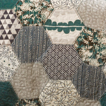 Cargar imagen en el visor de la galería, Briley Quilt 3 Piece Set
