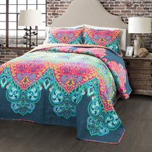 Load image into Gallery viewer, Boho Chic Quilt 3 Piece Set
