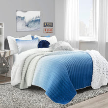 Cargar imagen en el visor de la galería, Crinkle Ombre Oversized Quilt 3 Piece Set
