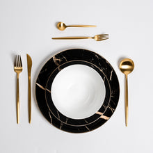 Carregar imagem no visualizador da galeria, Ozarke&#39;s Libra Black Marble Plate Set
