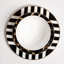 Carregar imagem no visualizador da galeria, Amadeus Dining Plates &amp; Bowls Set
