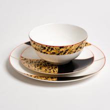 Carregar imagem no visualizador da galeria, Ozarke&#39;s Tigress Golden Black Plates Set
