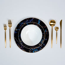 Carregar imagem no visualizador da galeria, Ozarke&#39;s Pathway Black Marble Plates Set
