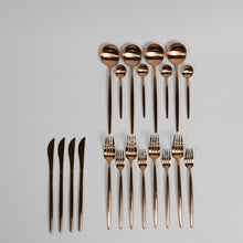 Carregar imagem no visualizador da galeria, Royal Cutlery Set
