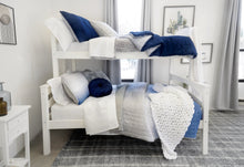 Carregar imagem no visualizador da galeria, Ravello Pintuck Reversible Comforter Bed In A Bag
