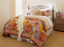 Load image into Gallery viewer, Bohemian Flower Cotton Quilt 3 Piece Set
