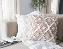 Cargar imagen en el visor de la galería, Adelyn Decorative Pillow
