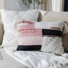 Cargar imagen en el visor de la galería, Julie Tassel Decorative Pillow
