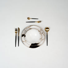 Carregar imagem no visualizador da galeria, Ozarke&#39;s Transform Gold Marble Plate Set
