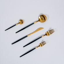 Carregar imagem no visualizador da galeria, Royal Cutlery Set
