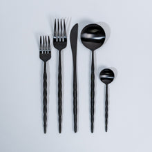 Carregar imagem no visualizador da galeria, Kiribati Cutlery Set
