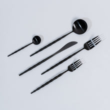 Carregar imagem no visualizador da galeria, Kiribati Cutlery Set
