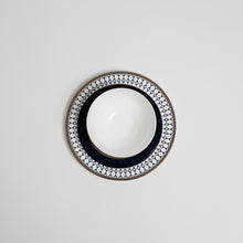 Carregar imagem no visualizador da galeria, Ozarke&#39;s Vertex Wooden Blue Plates Set
