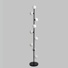 Carregar imagem no visualizador da galeria, Aurelia Nordic Modern Minimalist Floor Lamp
