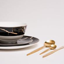 Carregar imagem no visualizador da galeria, Ozarke&#39;s Libra Black Marble Plate Set
