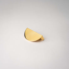 Carregar imagem no visualizador da galeria, Demi Lune, Solid Brass Half Moon Cabinet Pulls
