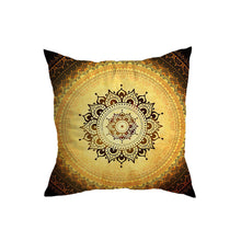 Carregar imagem no visualizador da galeria, Bohemian Geometric Pattern Cushion Covers
