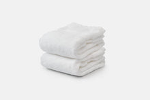 Cargar imagen en el visor de la galería, Bathroom Hand Towels Made of Luxury USA Cotton
