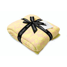 Carregar imagem no visualizador da galeria, Luxe Animal Print Throw Blanket
