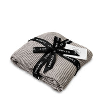 Carregar imagem no visualizador da galeria, Ozarke Organic Cotton Comfy Knit Throw Blanket Extra Large 54 x 72 inches
