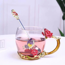 Carregar imagem no visualizador da galeria, Enchanted Blossom Glass Cup
