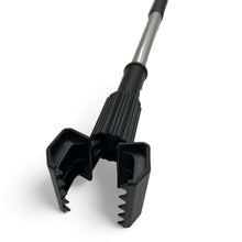 Cargar imagen en el visor de la galería, Jaws Adjustable Commercial Mop Handle
