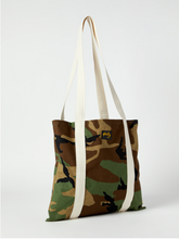 Carregar imagem no visualizador da galeria, 9059 TOTE BAG WOODLAND CAMO RIPSTOP
