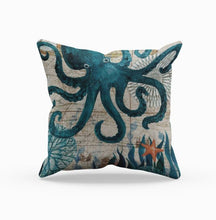 Carregar imagem no visualizador da galeria, Sea Life Cushion Covers
