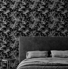 Cargar imagen en el visor de la galería, Black and White Toile De Jouy Vintage Wallpaper Mural. #6728
