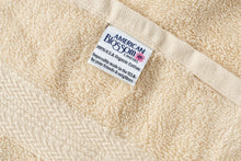 Cargar imagen en el visor de la galería, Bath Towel Set Made of Luxury USA Cotton
