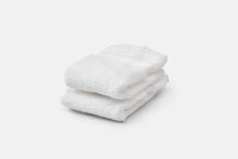 Cargar imagen en el visor de la galería, Bathroom Washcloths Made of Luxury USA Cotton
