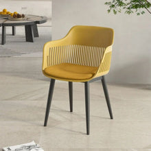 Carregar imagem no visualizador da galeria, Aedilis Accent Chair
