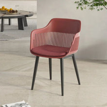 Carregar imagem no visualizador da galeria, Aedilis Accent Chair
