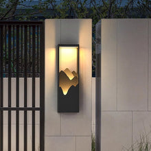 Cargar imagen en el visor de la galería, Aeternus Outdoor Wall Lamp
