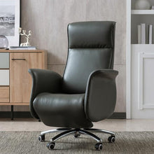 Carregar imagem no visualizador da galeria, Agathos Accent Chair
