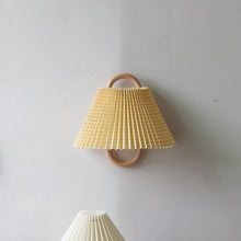 Carregar imagem no visualizador da galeria, Aine Wall Lamp
