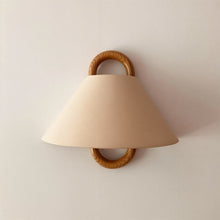 Cargar imagen en el visor de la galería, Aine Wall Lamp
