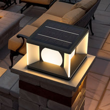 Load image into Gallery viewer, Alethea Outdoor Garden Lamp
