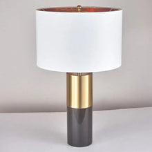 Cargar imagen en el visor de la galería, Alfar Table Lamp
