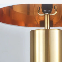 Carregar imagem no visualizador da galeria, Alfar Table Lamp
