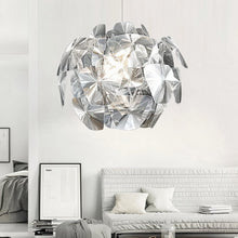 Carregar imagem no visualizador da galeria, Alkura Acrylic Chandelier
